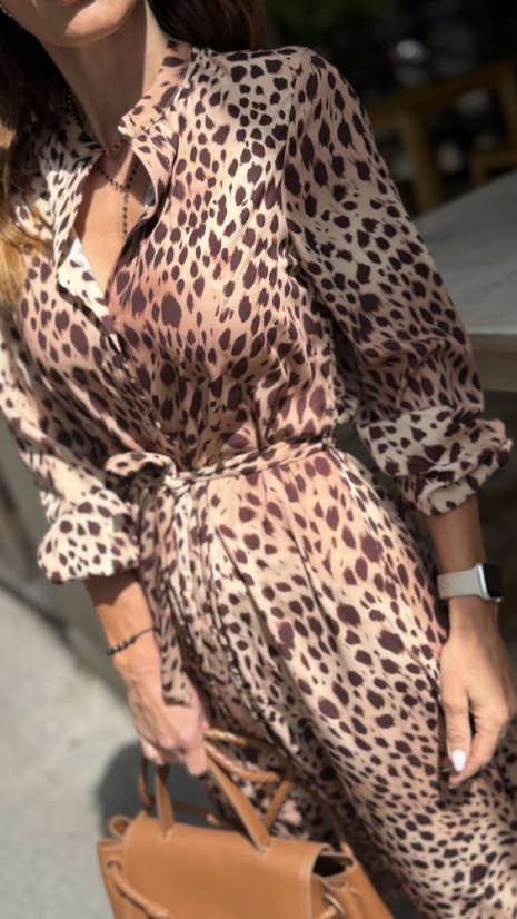 Košeľové midi šaty s leopardím vzorom a viazaním v páse