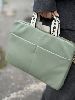 Svetlozelená kožená taška na notebook s kontrastnými popruhmi, elegantná a moderná do práce Svetlozelená kožená taška na notebook s kontrastnými popruhmi, elegantná a moderná do práce
