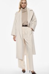 Kremový oversize kabát Imperial z vlnenej zmesi – elegantný taliansky štýl Kremový oversize kabát Imperial z vlnenej zmesi – elegantný taliansky štýl