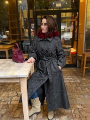 kabát herringbone čierny s opaskom dlhý taliansky