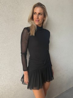 Mini šaty BLACK s lichotivým strihom a nadčasovým čiernym dizajnom