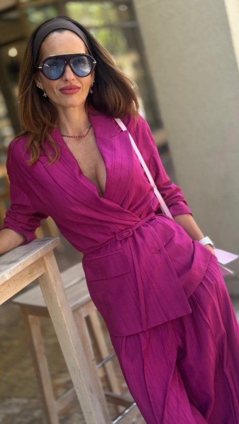 Magenta sako Imperial s opaskom v páse a plisovanou štruktúrou materiálu