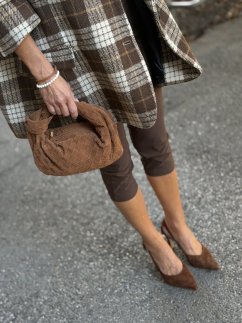 Hnedé dámske capri nohavice Blumare z viskózovej zmesi s elegantným priliehavým strihom