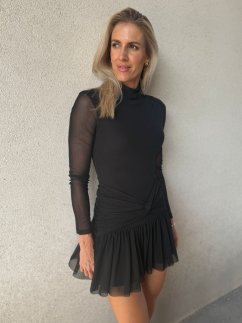 Mini šaty BLACK s lichotivým strihom a nadčasovým čiernym dizajnom
