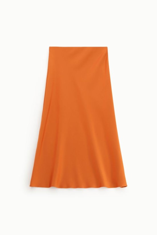 Saténová midi sukňa Imperial v oranžovej farbe Aroncio, elegantný ženský strih s lesklým efektom a talianskym dizajnom.