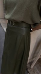 Olivovozelená koženková midi sukňa Imperial s opaskom v elegantnom A-line strihu.