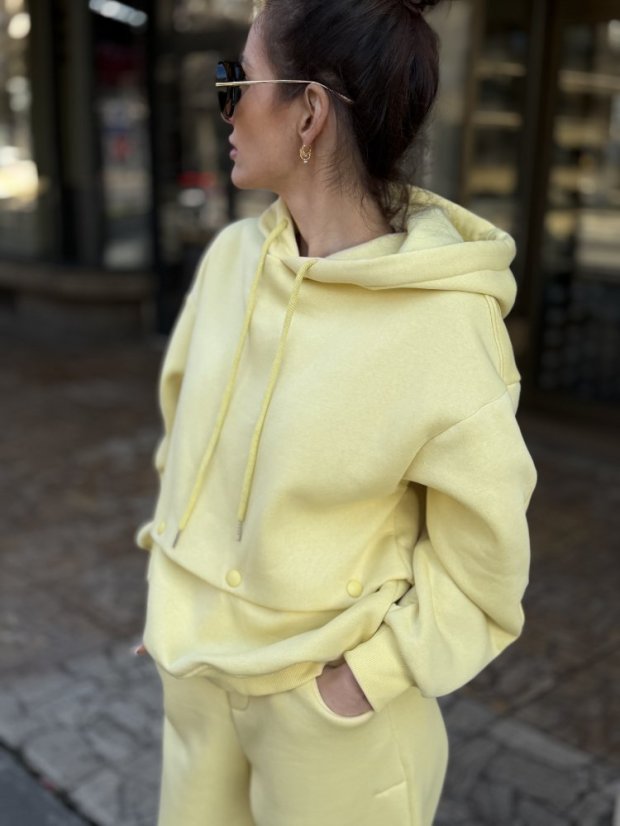 mikina s cvokmi stallone zlta uni 3